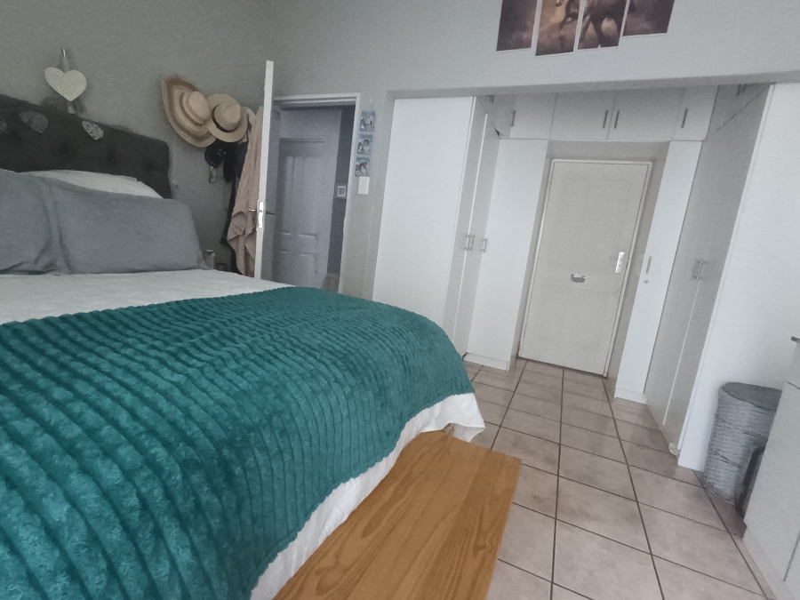 3 Bedroom Property for Sale in Esselenpark Western Cape